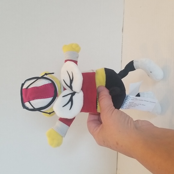 Vintage General Mills Honey Nut Bee Olympic Roots Canada Plush - Picture 4 of 9